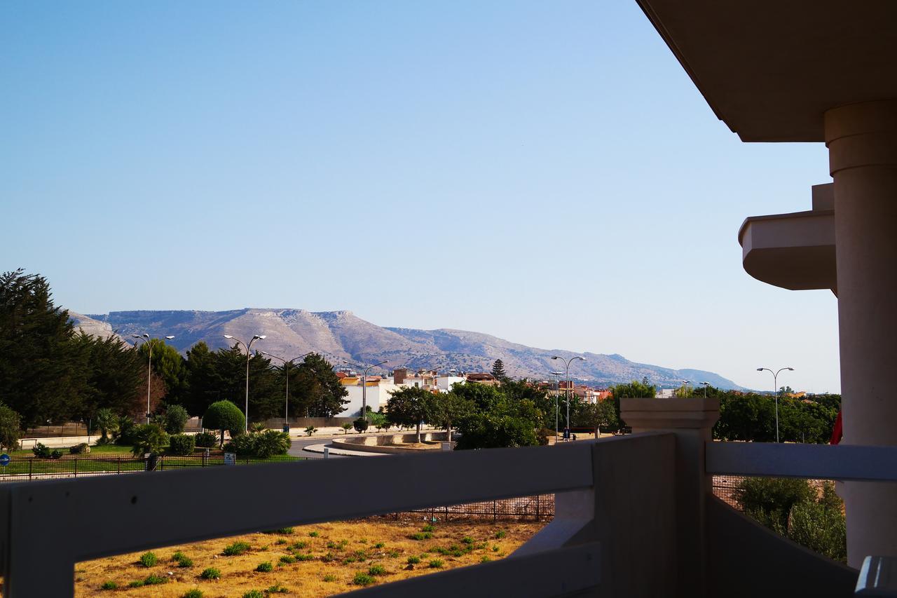 Ermes Bed & Breakfast Avola Exterior photo